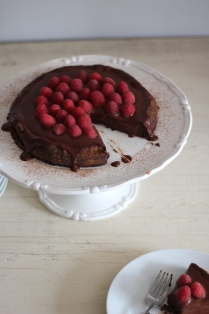 Flourless Chocolate Cake6 Paleo Flourless Chocolate Cake