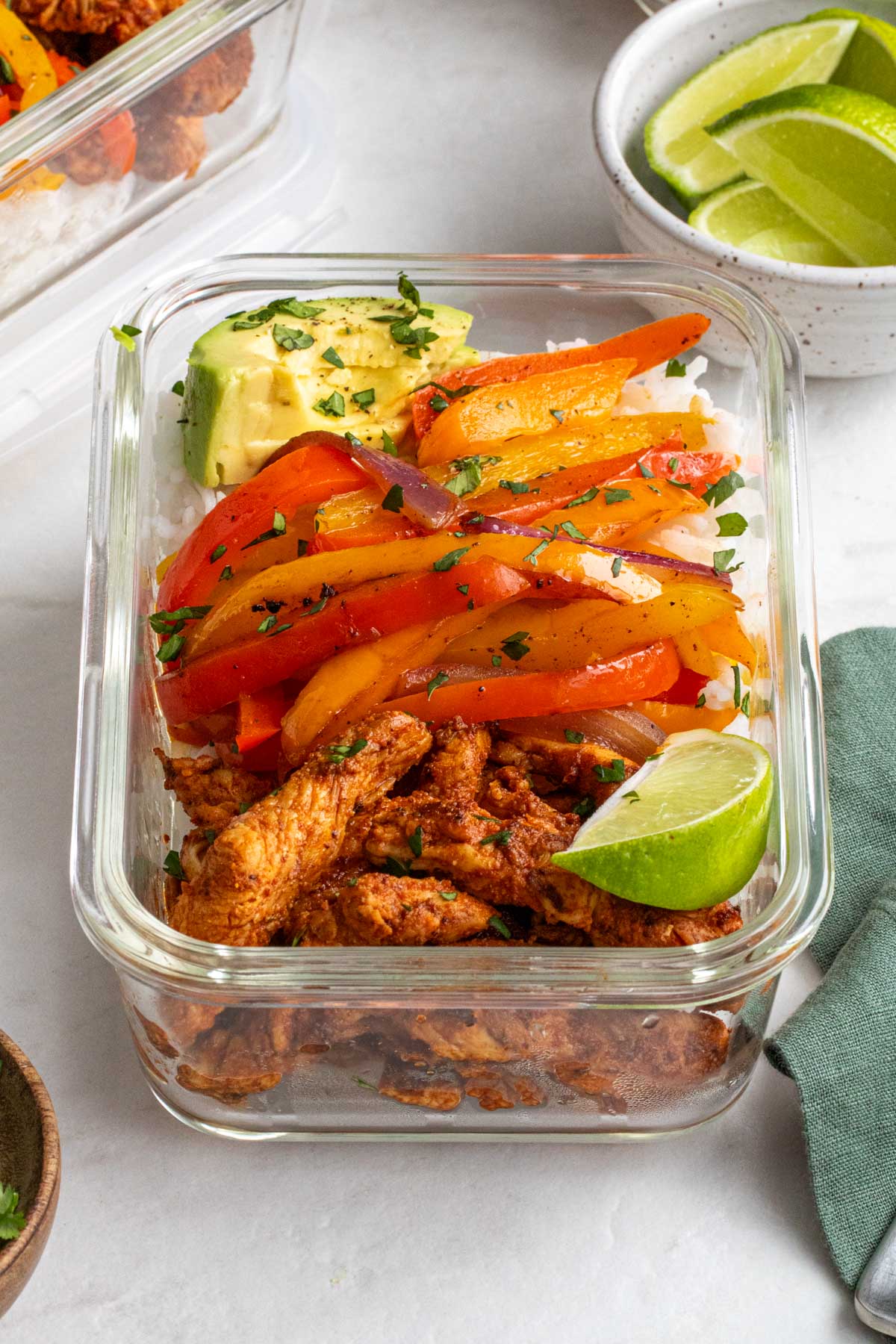 Close up of fajita meal prep bowls.